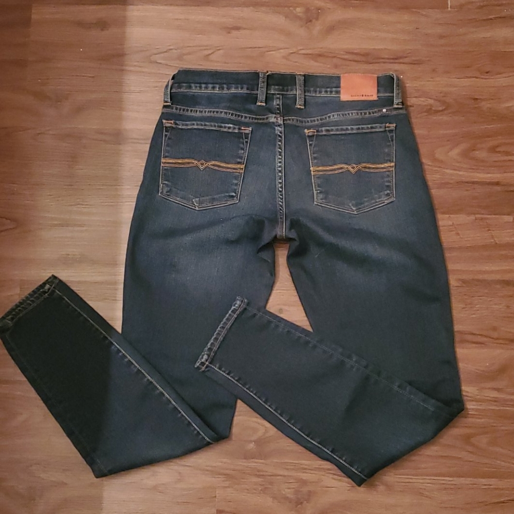 Gorgeous Lucky Brand Jeans 💕